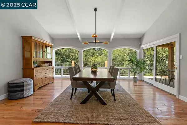 3949 Canyon Dr, Lafayette, CA