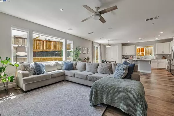 Bay Point, CA 94565,2708 Rio Seco Dr