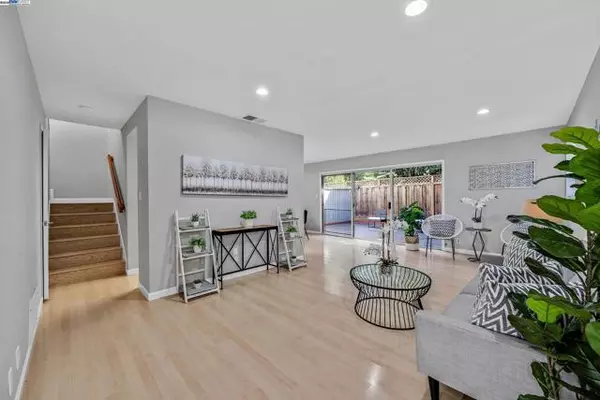 San Leandro, CA 94579,840 Woodgate Dr