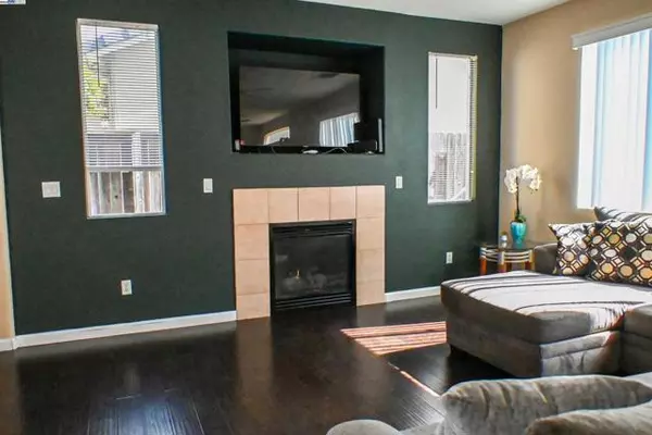 Sacramento, CA 95835,2359 Bayless Way
