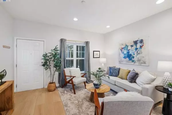 Emeryville, CA 94608,1121 40th Street