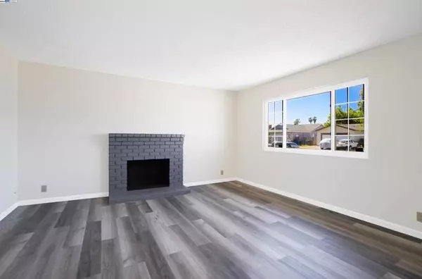 Suisun City, CA 94585,522 Honker Ln