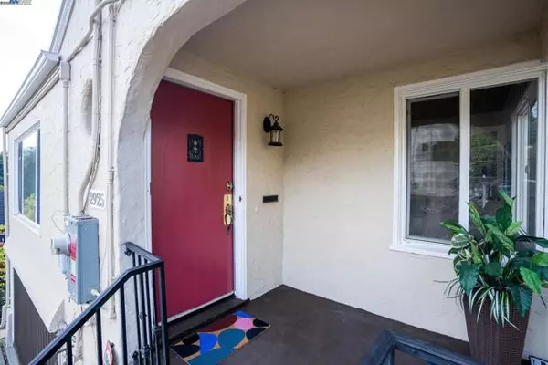 Oakland, CA 94605,2925 El Monte Ave