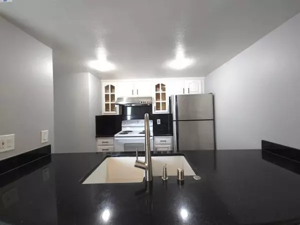 Fremont, CA 94538,5580 Hemlock Terrace