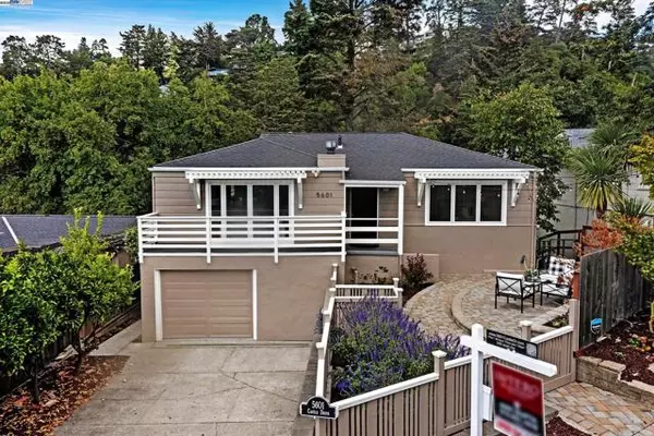 5601 Castle Dr, Oakland, CA 94611