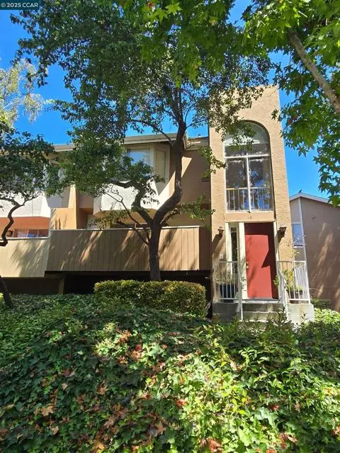 2121 Vale Rd, San Pablo, CA 94806