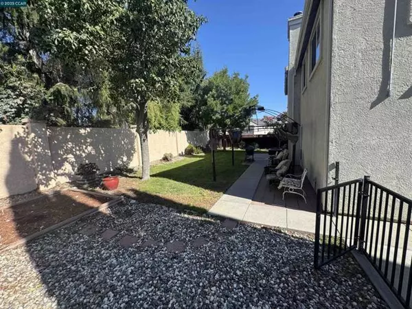 Antioch, CA 94531,4008 Galenez Way