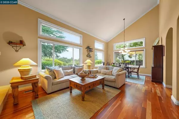 Clayton, CA 94517,814 Chert Pl