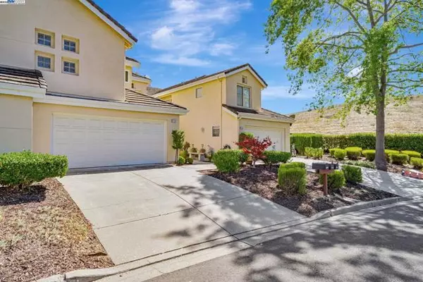San Ramon, CA 94582,6192 Lakeview Cir