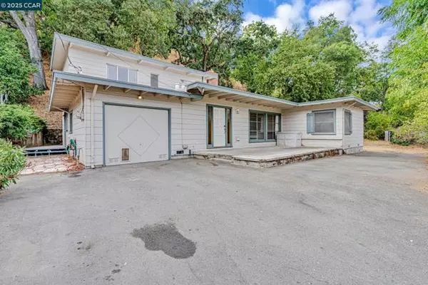 2435 Lunada Ln, Alamo, CA 94507