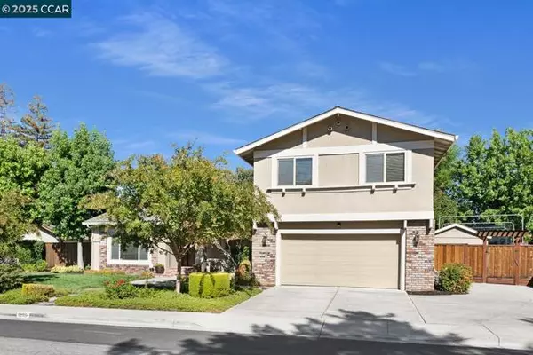 1290 Easley Dr, Clayton, CA 94517