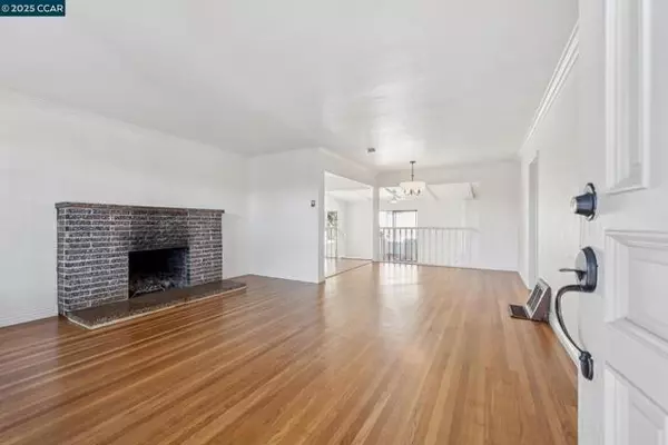 San Leandro, CA 94579,619 Beatrice Street