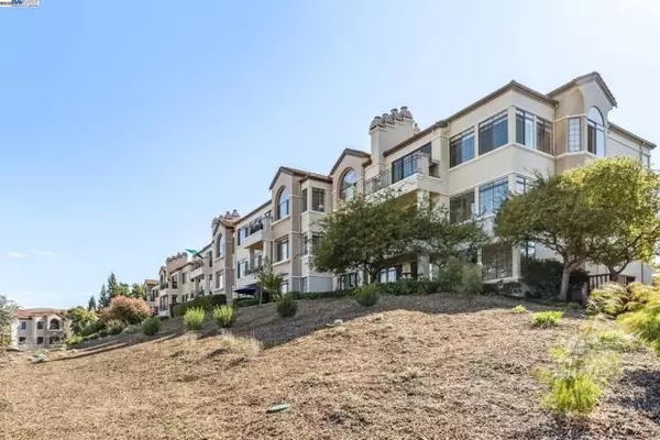 41 Eagle Lake Ct, San Ramon, CA 94582