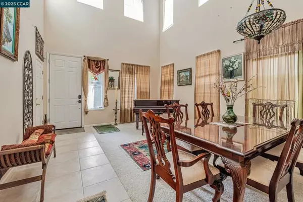 Patterson, CA 95363,20640 Sarazen Pl