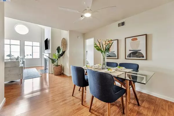 Albany, CA 94706,535 Pierce St