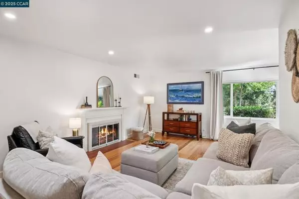 Orinda, CA 94563,5 Broadview Terrace