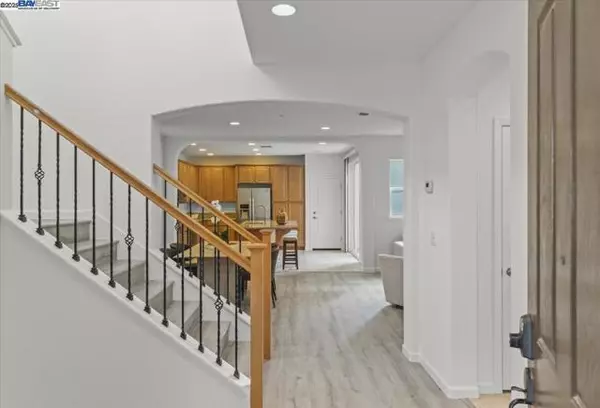 CA 95391,369 West Tuscan Ln