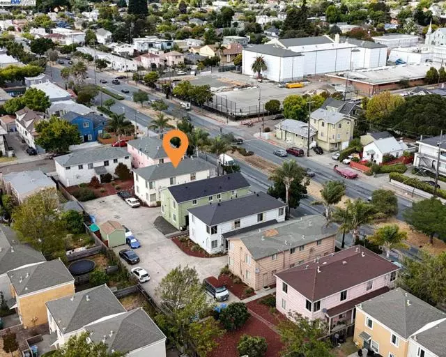 Berkeley, CA 94702,2758 Sacramento St