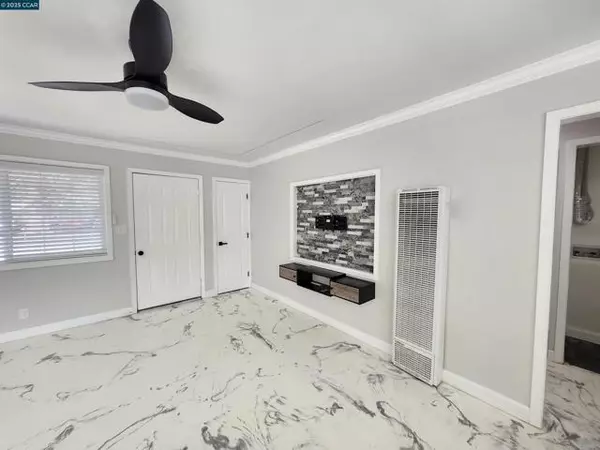 Pittsburg, CA 94565,221 Bruno Ave