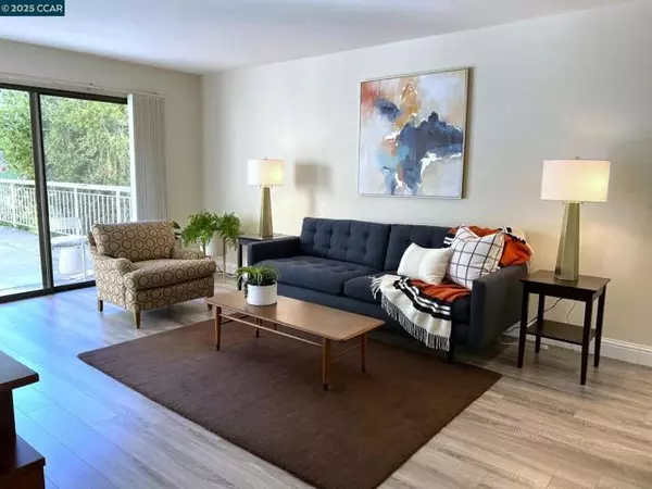 310 North Civic Dr, Walnut Creek, CA 94596