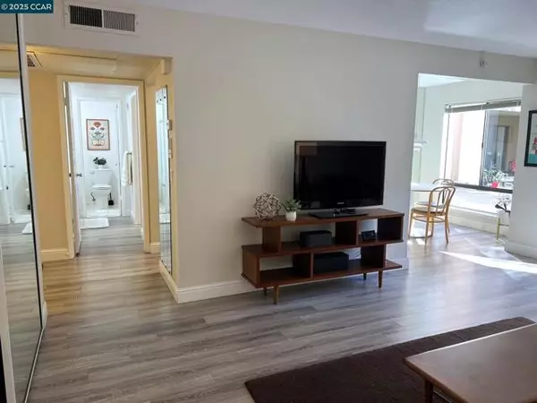 Walnut Creek, CA 94596,310 North Civic Dr