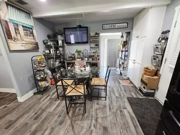 Rio Linda, CA 95673,7024 10th St