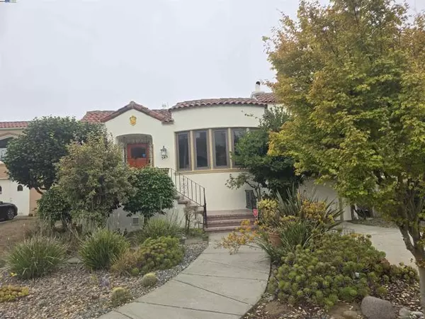 345 Moncada Way, San Francisco, CA 94127