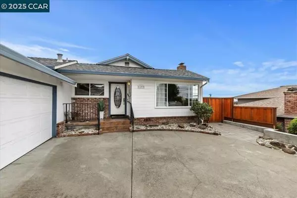 San Leandro, CA 94577,1293 Vistagrand Dr