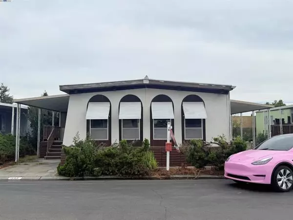 1220 Vienna Dr, Sunnyvale, CA 94089