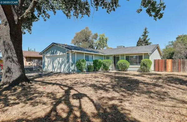 5385 Bamford Dr, Sacramento, CA 95823