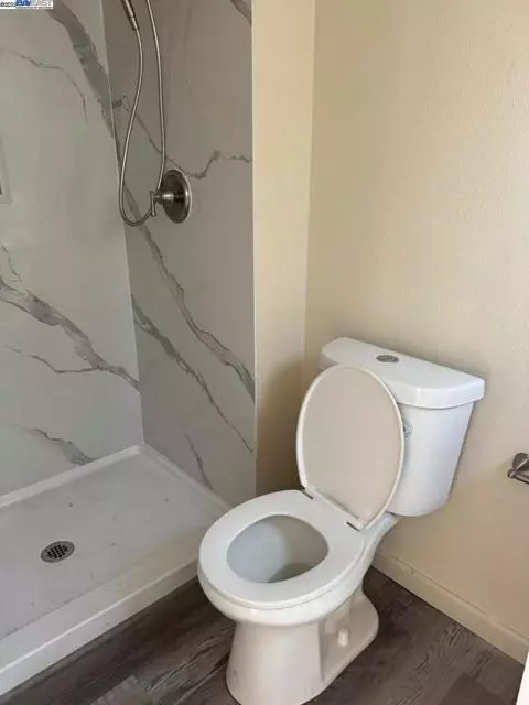 Manteca, CA 95336,324 Eva Ct