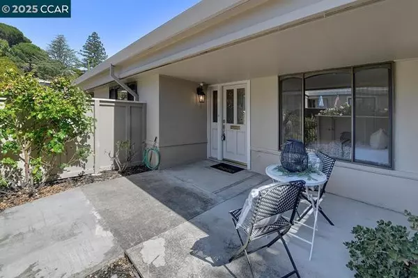 Walnut Creek, CA 94595,2041 Golden Rain Rd