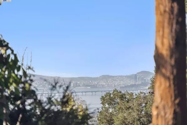 Berkeley, CA 94708,1098 EUCLID AVENUE