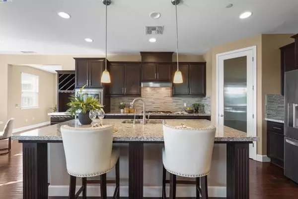 Tracy, CA 95376,2417 Stalsburg Dr