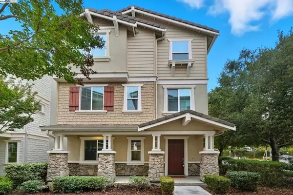 7092 North Mariposa Ct, Dublin, CA 94568