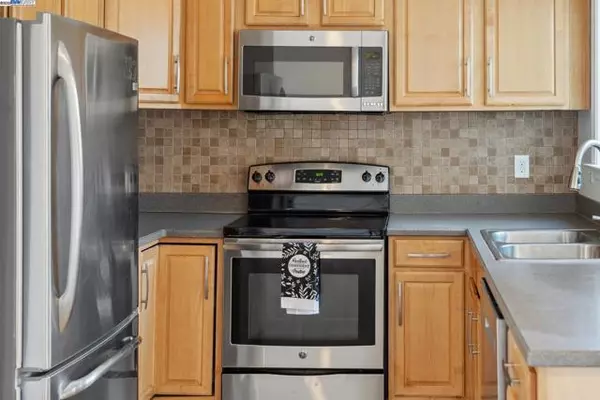 Pittsburg, CA 94565,148 Spinnaker Way