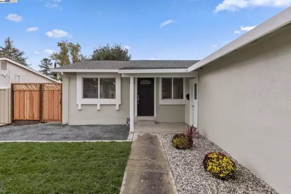 Livermore, CA 94551,1304 Heather Ln