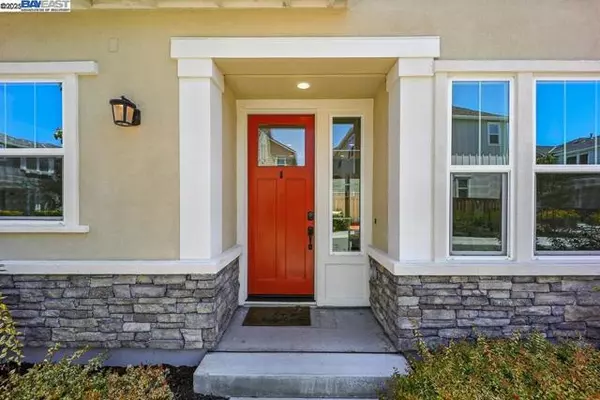 Newark, CA 94560,8360 Marine Way