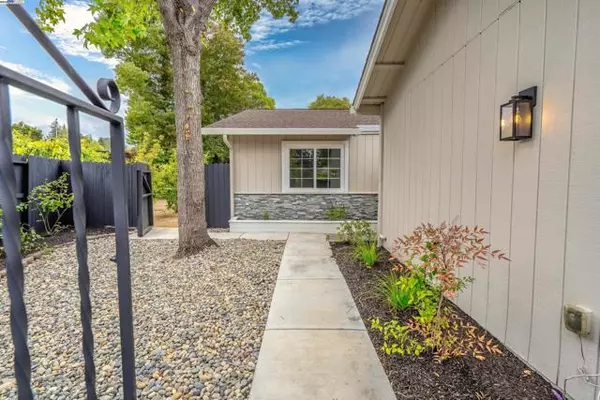 San Ramon, CA 94583,334 La Paz Ct