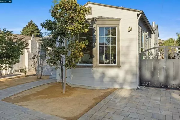 1029 Pomona Ave, Albany, CA 94706