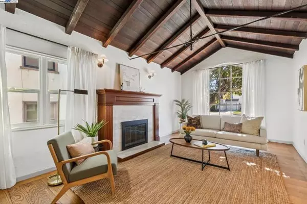 2829 Otis Dr, Alameda, CA 94501