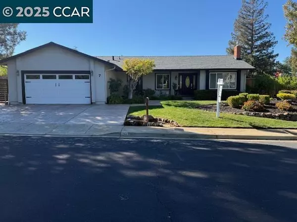 7 Atchinson Stage Rd, Clayton, CA 94517