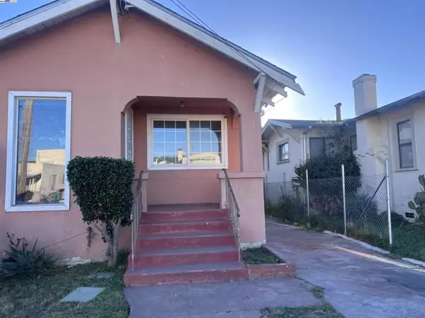 5553 Harvey Ave, Oakland, CA 94621