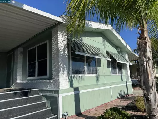 Pittsburg, CA 94565,256 oahu drive