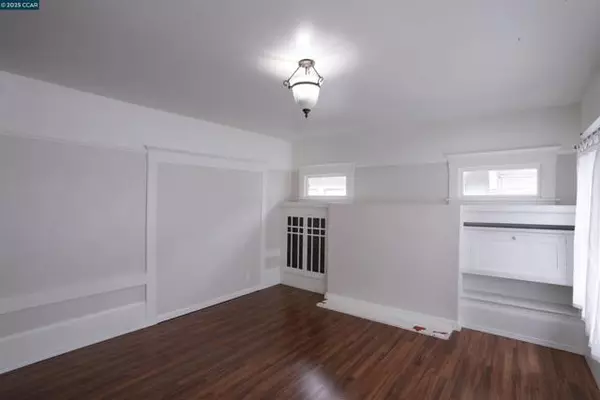 Berkeley, CA 94703,1538 Ashby