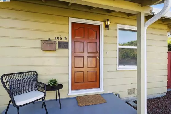 Alameda, CA 94501,108 Cypress St