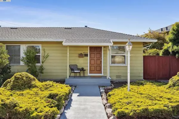 Alameda, CA 94501,108 Cypress St