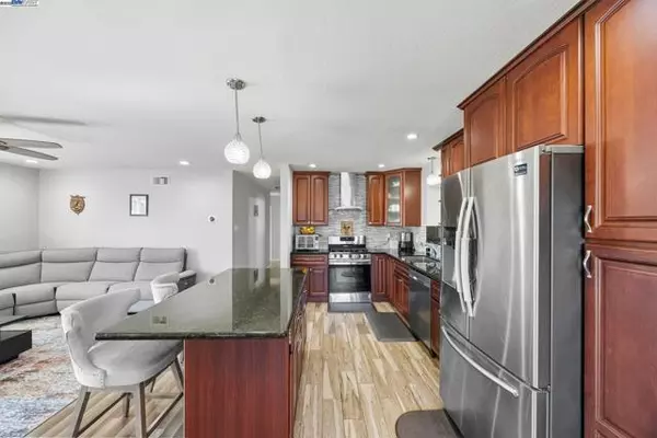 Castro Valley, CA,19695 Bernal St