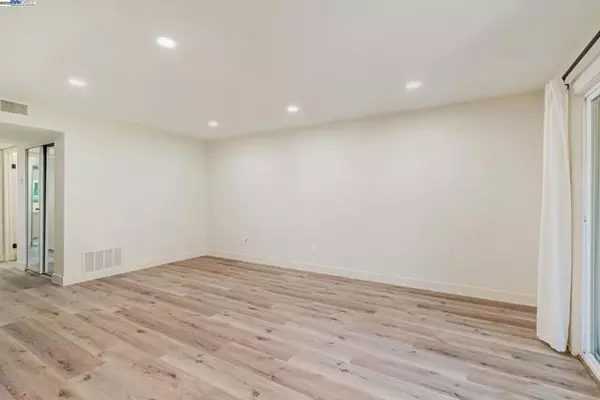 San Jose, CA 95123,291 Tradewinds Dr