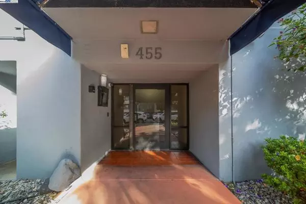 Oakland, CA 94610,455 Crescent Street